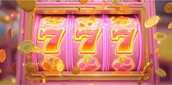 ChinChin Casino'nun avizeler ve oyun masalarıyla lüks iç mekanı